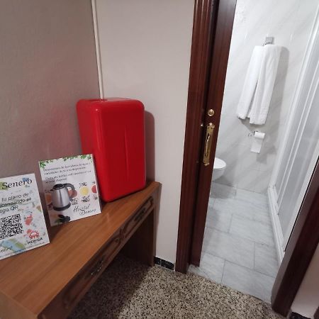 Hostal Senero メリダ エクステリア 写真